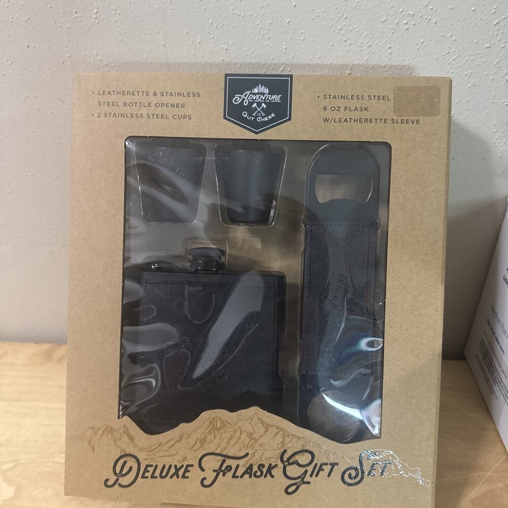 NEW! ADVENTURE OUT THERE DELUXE FLASK GIFT SET DRINKWARE LEATHER STAINLESS 4PCS